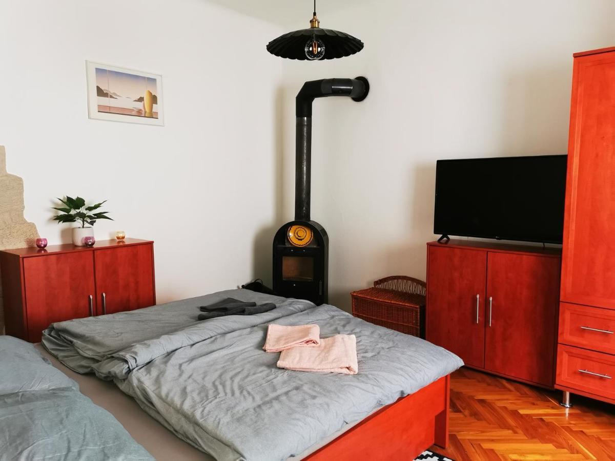 Lehel Apartman كيستاي المظهر الخارجي الصورة